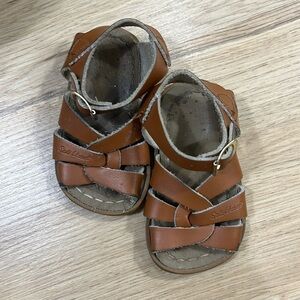 ✨ Original Saltwater Sandals - Brown baby size 3